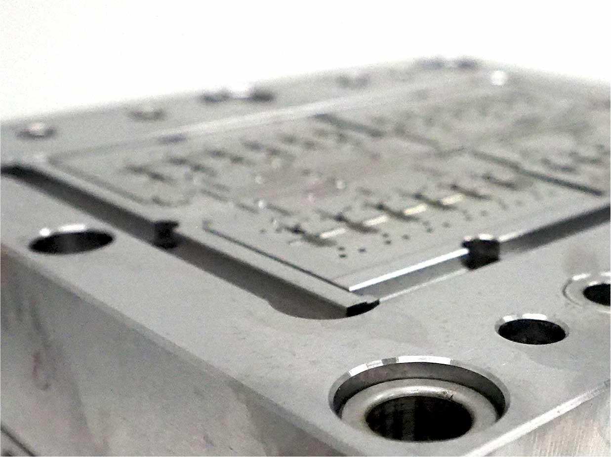 high precision molds